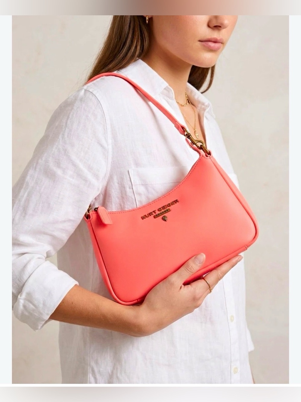 Kurt Geiger London Highgate Leather Shoulder Bag - Coral / Pink